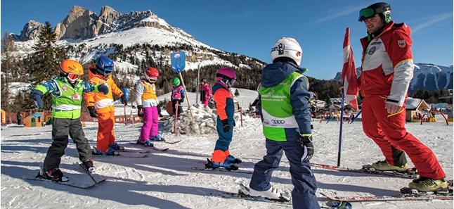 banner-carezza-dolomites-ivan-goller-kinderland-19