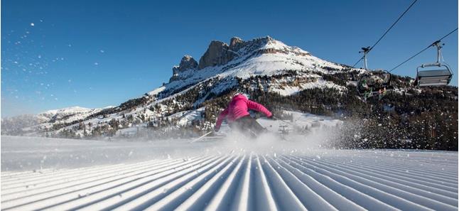 banner-carezza-dolomites-ivan-goller-7